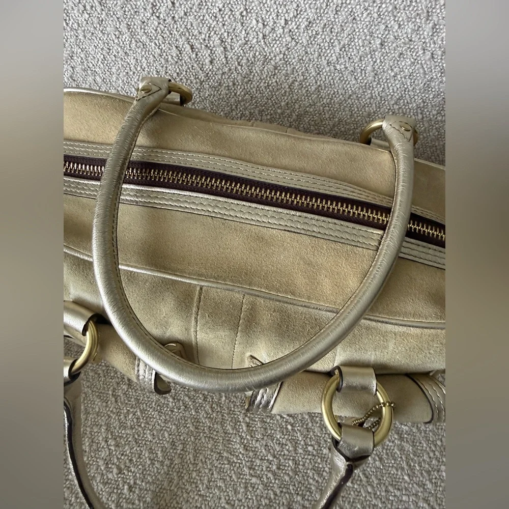 Vintage Coach Beige and Silver Suede Satchel - Picture 6 of 15